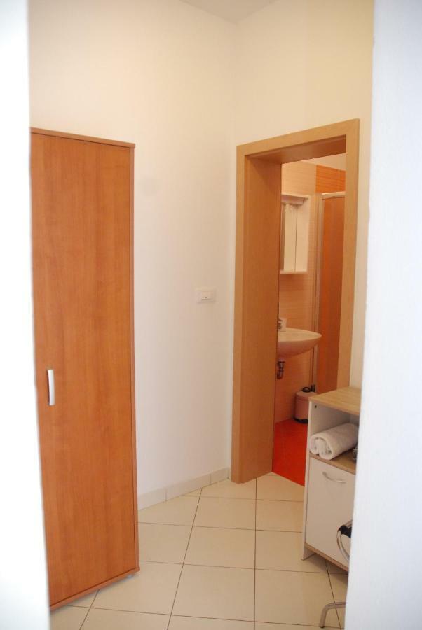 Apartmani Radin Rosini Εξωτερικό φωτογραφία