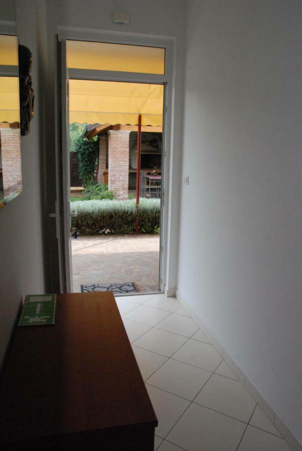 Apartmani Radin Rosini Εξωτερικό φωτογραφία