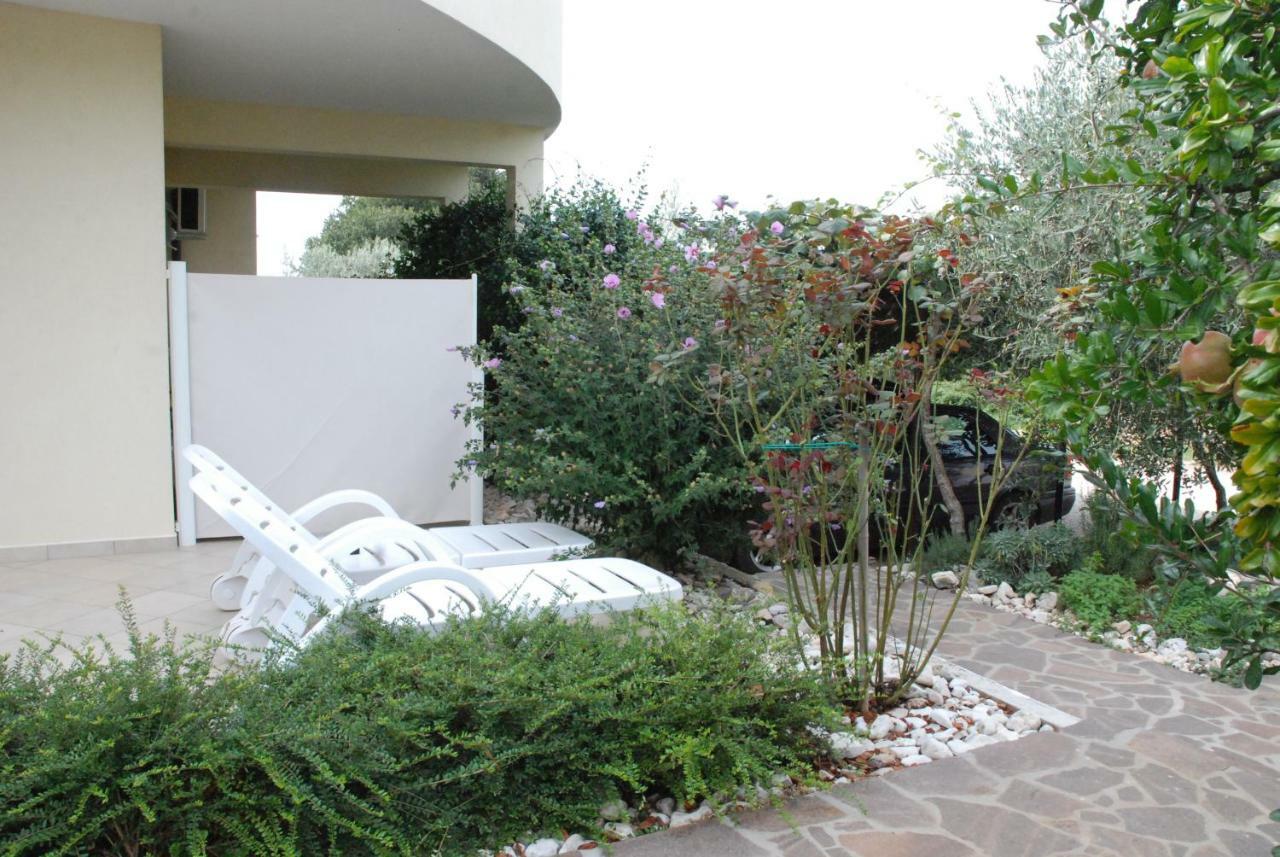 Apartmani Radin Rosini Εξωτερικό φωτογραφία