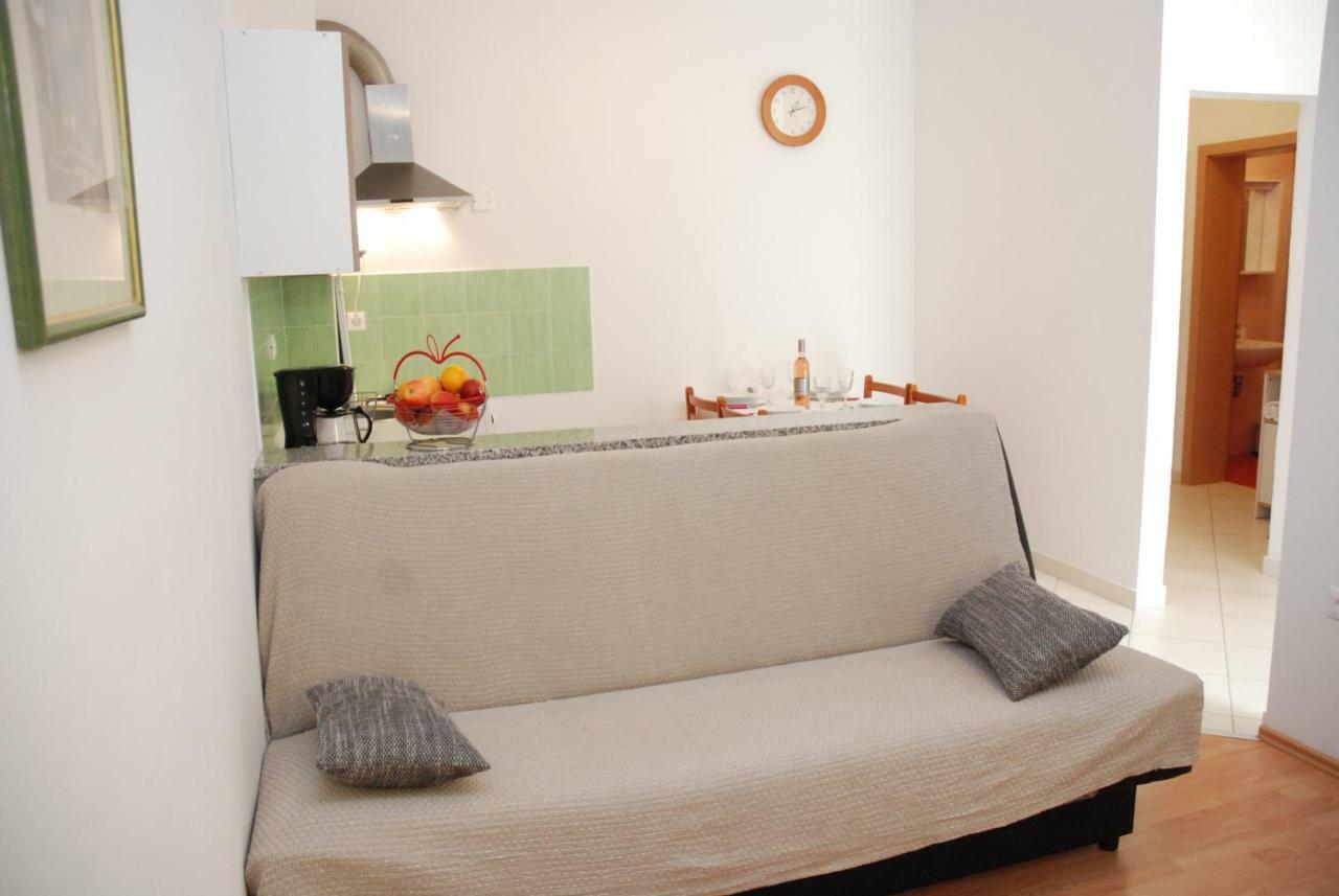 Apartmani Radin Rosini Εξωτερικό φωτογραφία