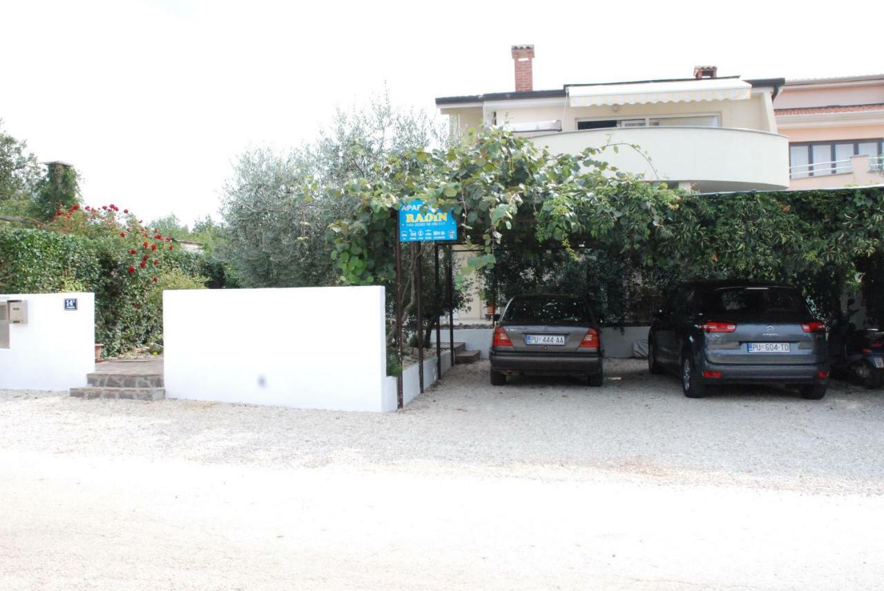 Apartmani Radin Rosini Εξωτερικό φωτογραφία