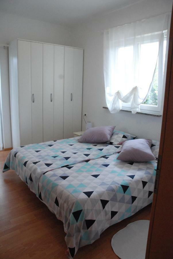 Apartmani Radin Rosini Εξωτερικό φωτογραφία
